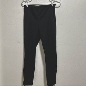 Size 4, banana reply lic black work pant.